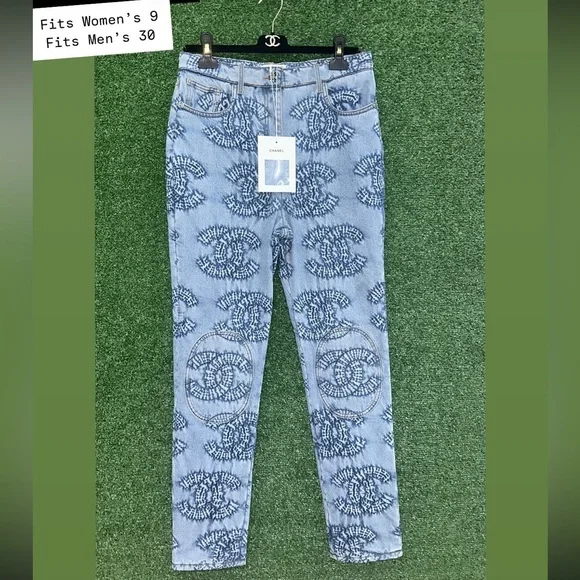 【CCロゴで魅せる極上シルエット】CHANEL ジャカードパンツ CHANEL | Jeans | New Chanel 224 Cruise Printed Pants Street